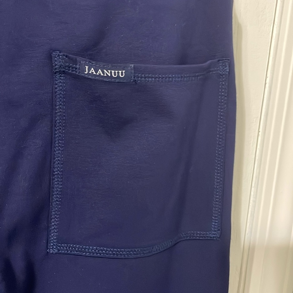 Jaanuu NWT Scrub Navy Legging Pants Size Small Tall - Picture 9 of 13